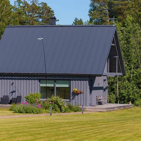 Piesta Riverside Cottage In Soomaa Region Kullimaa Екстер'єр фото